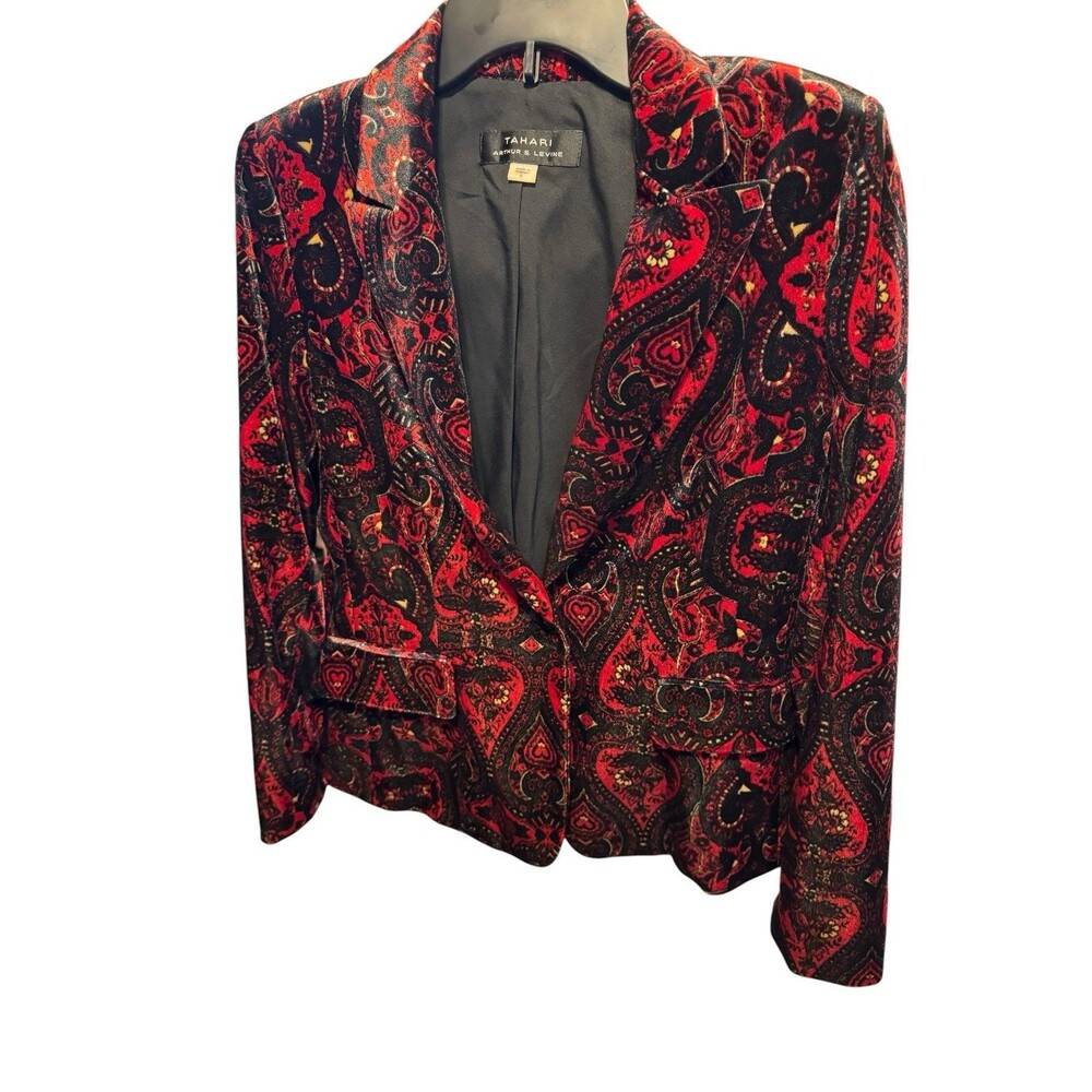 Stunning Tahari Arthur S Levine Soft  velour one button blazer size 6 EUC
